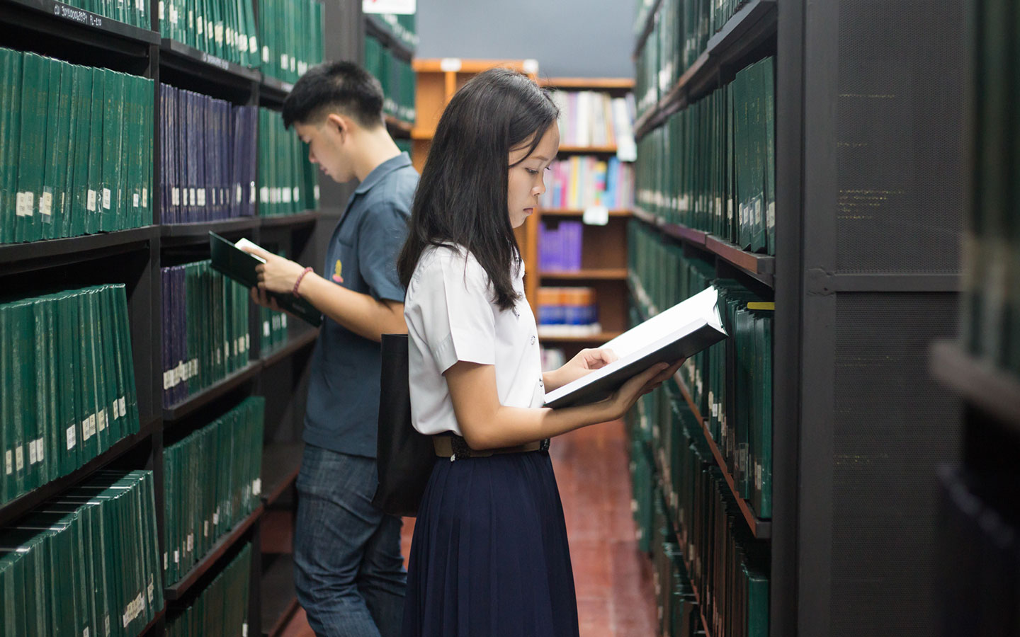 THE CHULALONGKORN UNIVERSITY INTELLECTUAL REPOSITORY (CUIR)