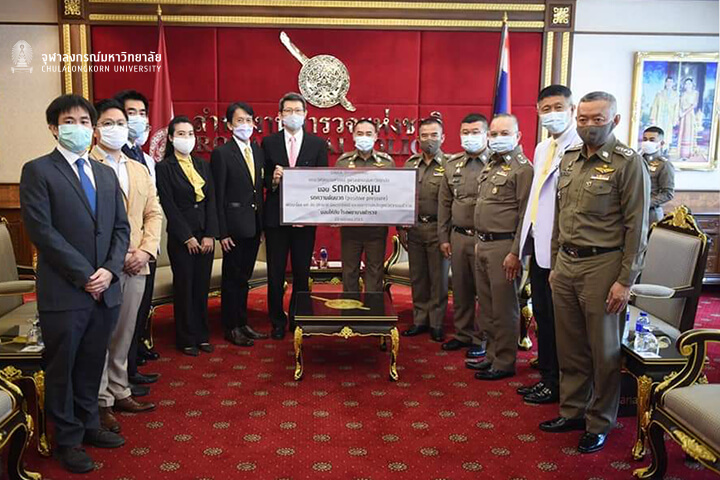 วิศวฯ จุฬาฯ มอบรถความดันบวกและหุ่นยนต์ปิ่นโตให้โรงพยาบาลตำรวจ
