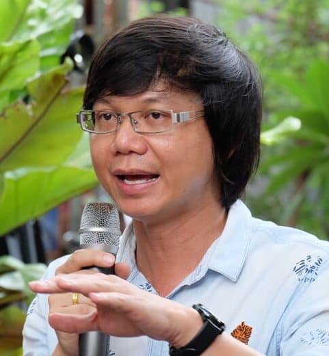 Assistant Professor Dr. Pipat Krajaechan, Faculty of Liberal Arts, Thammasat University