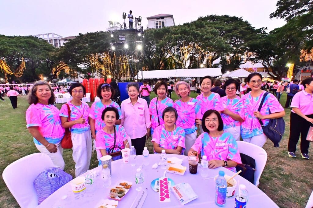 The Chulalongkorn University Alumni Association under the King's Patronage (CUAA) bonded together during the 107th Chula Anniversary Homecoming event.