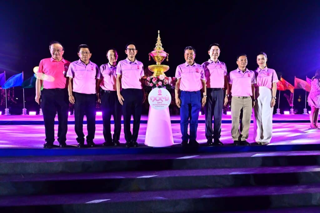 The alumni and current students of the Chulalongkorn University Alumni Association under the King's Patronage (CUAA) actively participated the 107th Chula Anniversary Homecoming.