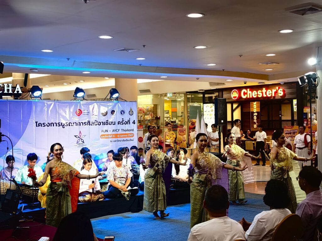 The performance showcased various acts, including the “Ramayana: Maricha the Golden Deer” Khon Masked Dance, “The ASEAN Way” and “AUN-AYCF Thailand” Choir Songs, “Malee Ruam Jai” Harmony Fan Dance, “AYCF Memories: A Celebration of Cultures” performances, The Harmony of ASEAN, The Melody of Hope, and “The Grace of Thai Martial Arts” show, concluding with the Finale “AUN-AYCF Thailand” song.