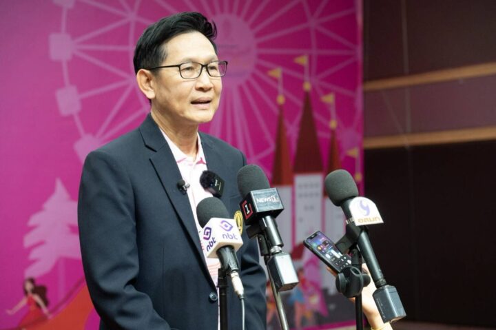 Mr. Auttapol Rerkpiboon
President, CUAA