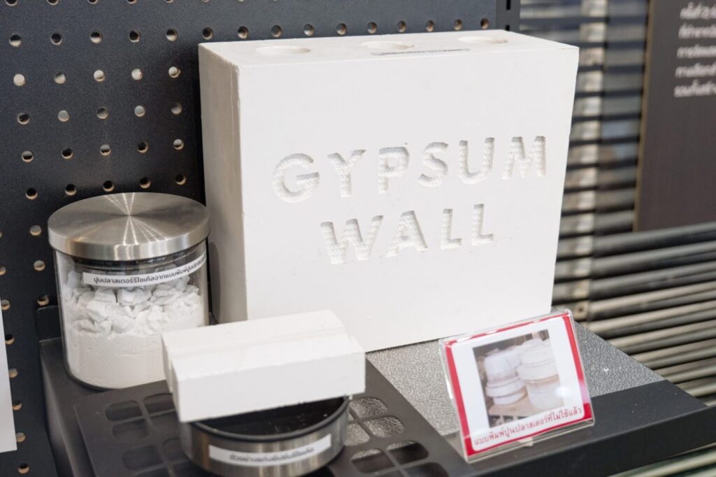 Gypsum Wall from Reused Plaster 