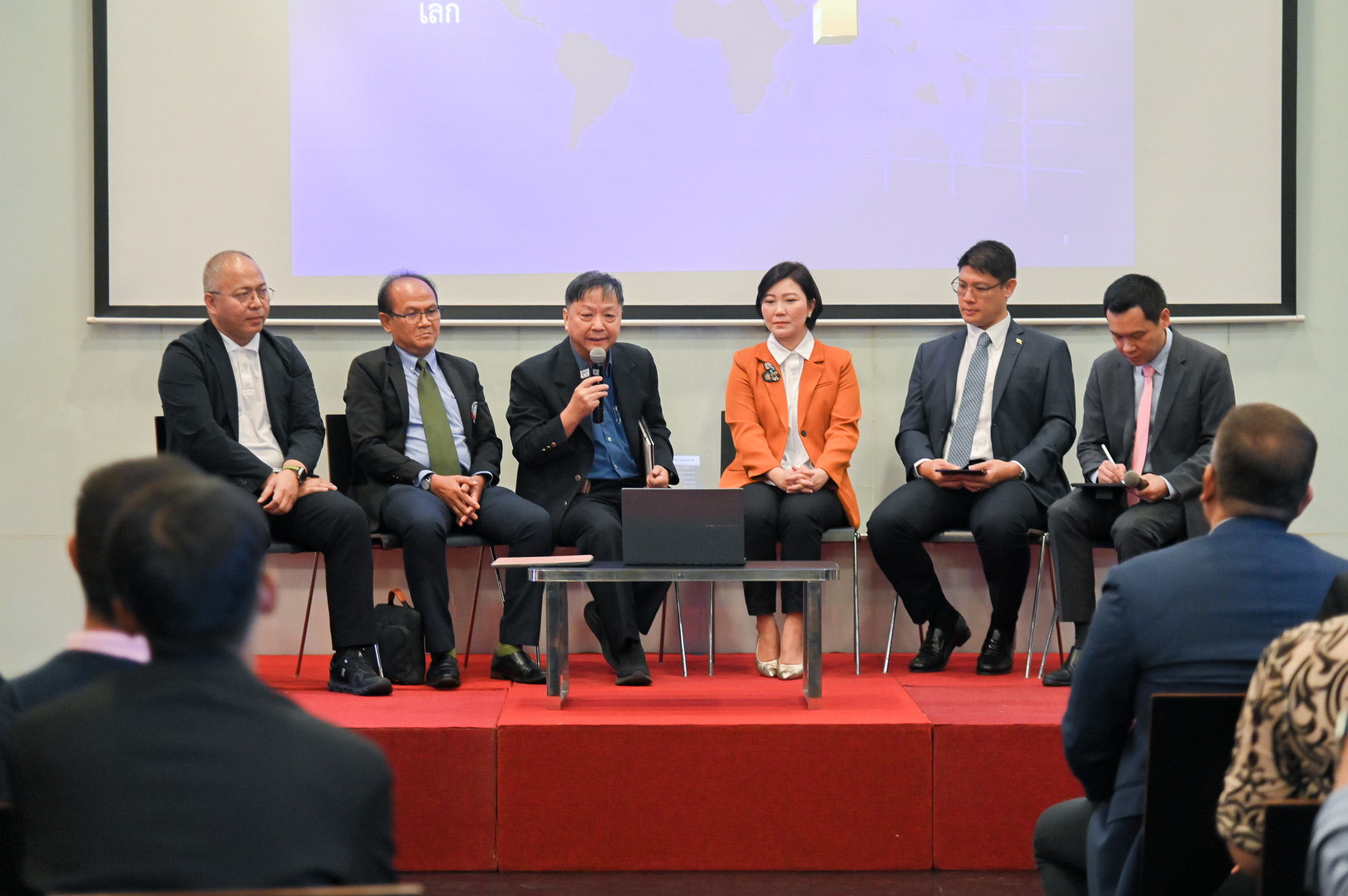 Chula Leads Dialogue on Thai Business Resilience in Logistics Amidst Global Trade Disruptions 