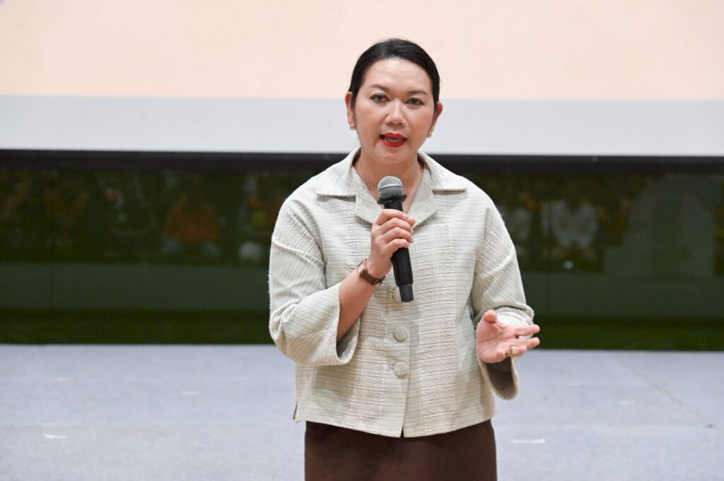 Dr. Dollaya Thianthong
Deputy Director for Administration, Chulalongkorn University’s Institute of Asian Studies