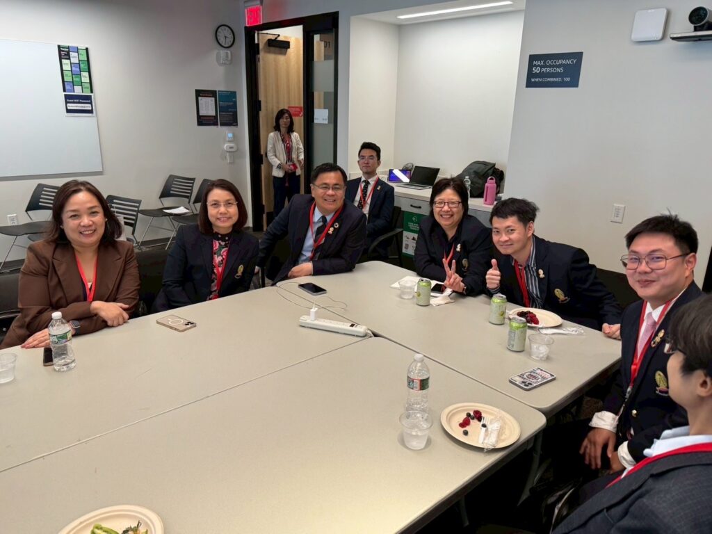 Chula Executives Collaborate with Amazon USA to Exchange Ideas on Educational Innovation with Amazon Web Services 