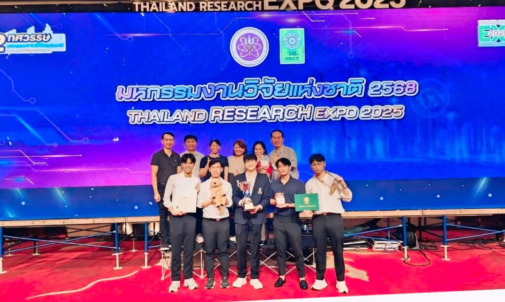 “Albumin Extract for Dogs from Lipemic Plasma” by Chula Students and Faculty Wins Gold Medal and Innovation Award at Thailand Research Expo 2025
