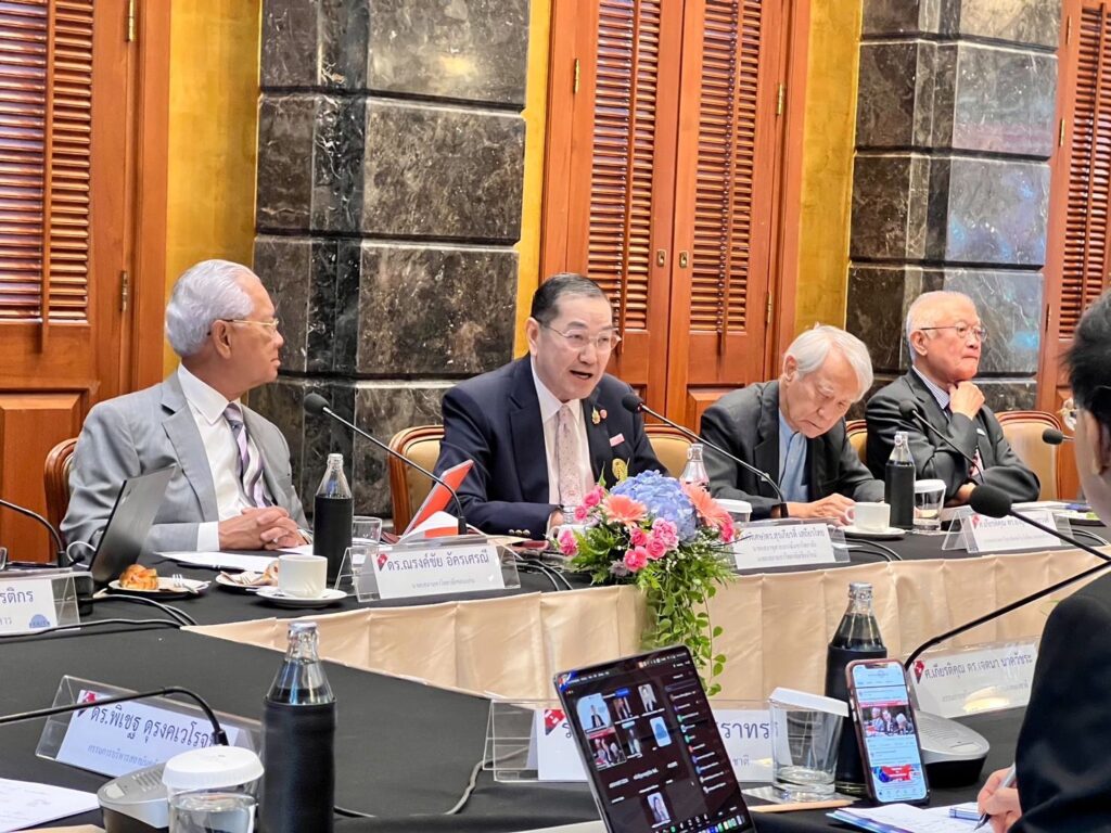 Chulalongkorn University Council Chairman Joins “Thailand Knowledge Network” Forum, Reflecting on the Role of Universities during Times of Crisis 