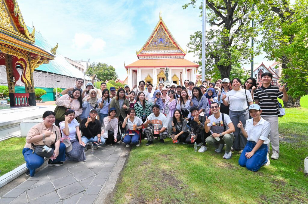 Former Prime Minister Joins Special Lecture and Panel Discussion at “World Peace Talk” during the Chula-AUN Summer Camp 2025 