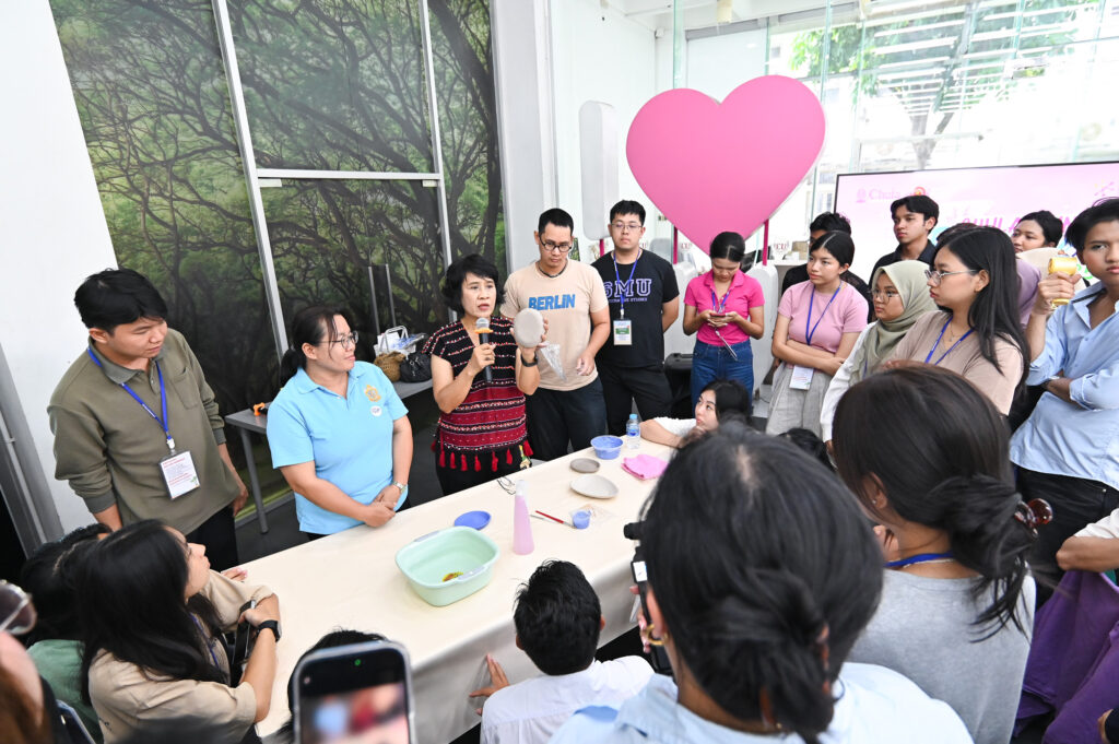 Former Prime Minister Joins Special Lecture and Panel Discussion at “World Peace Talk” during the Chula-AUN Summer Camp 2025 