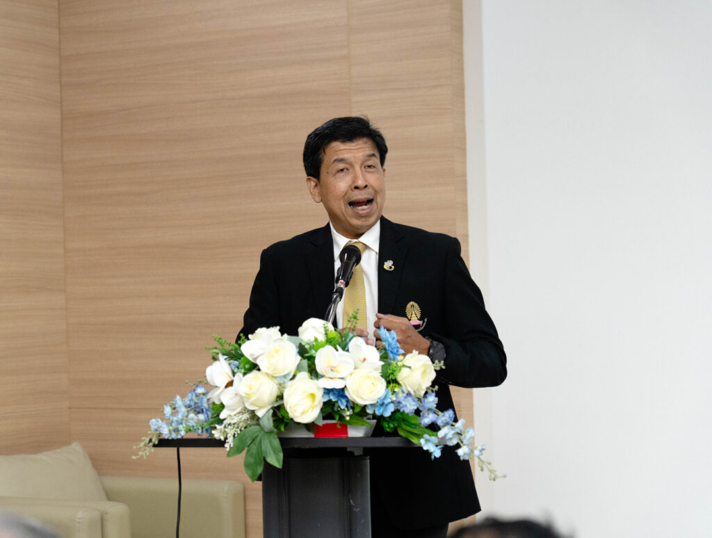 Assoc. Prof. Dr. Chanchai Sittipunt
 Dean, Faculty of Medicine and Director, King Chulalongkorn Memorial Hospital