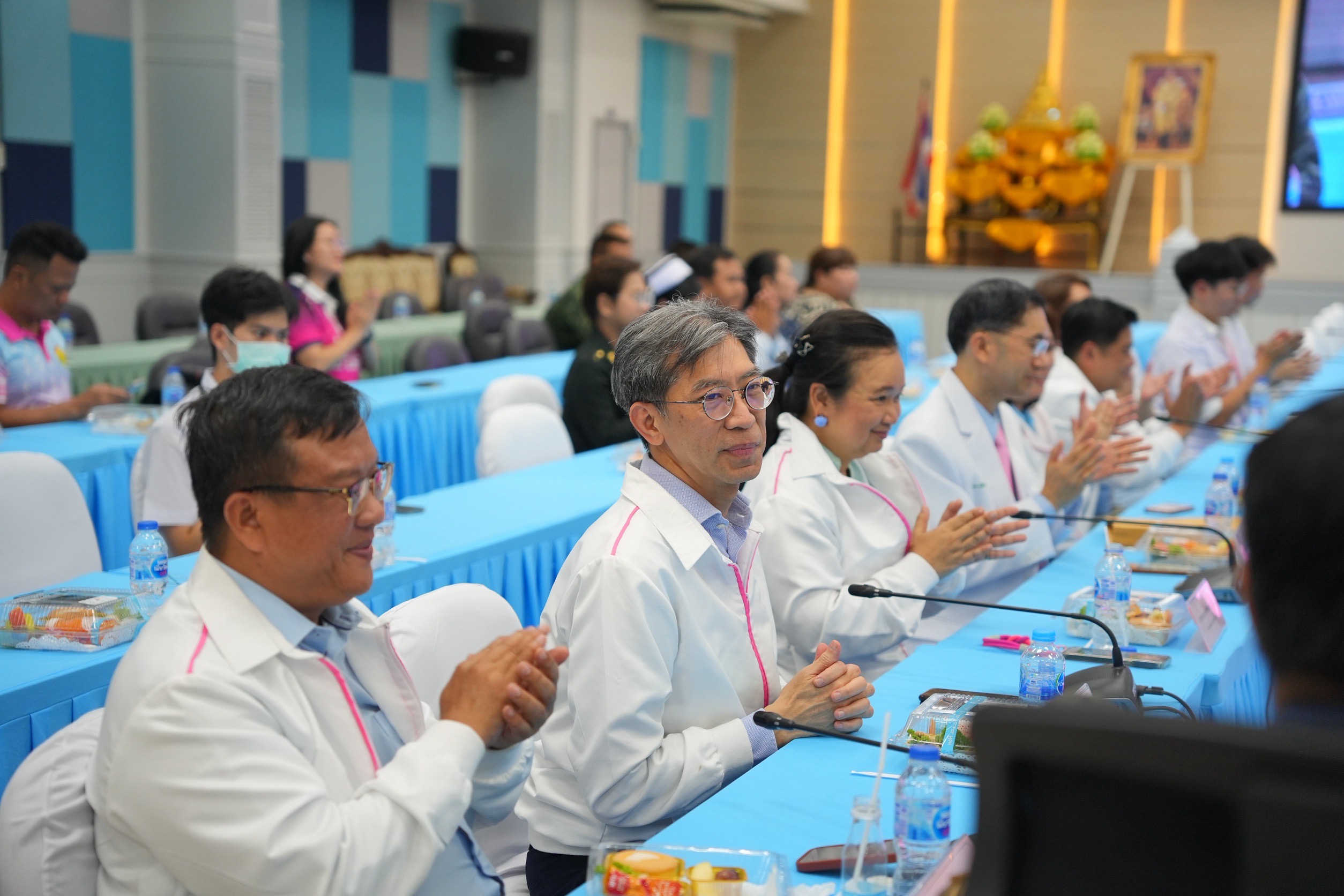 Chula President Visits Surin to Meet Alumni, Soldiers, and Civilians Injured in Border Clashes—Offers Scholarships and Support Equipment 