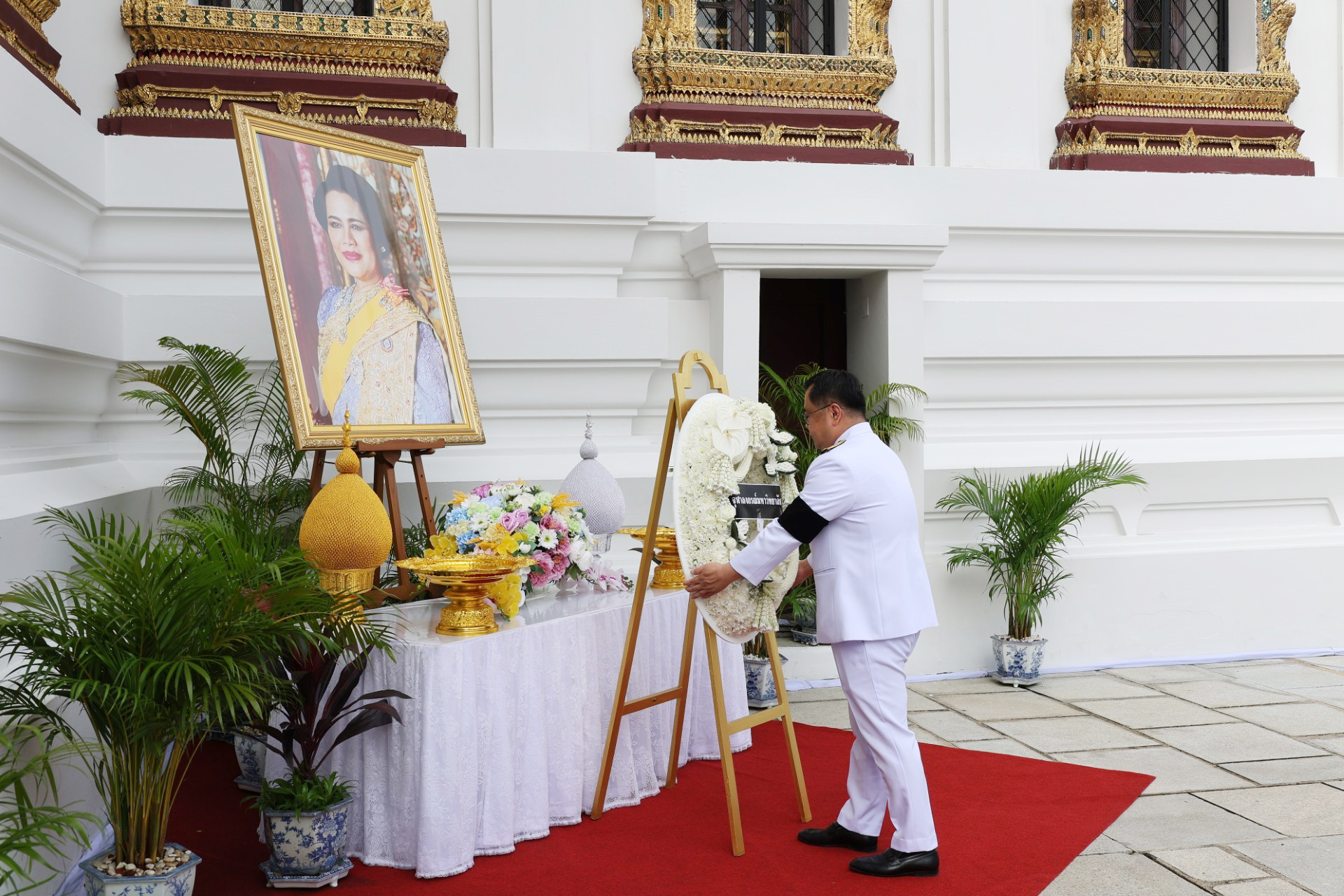 Chulalongkorn University Pays Tribute to Her Majesty Queen Sirikit the Queen Mother 