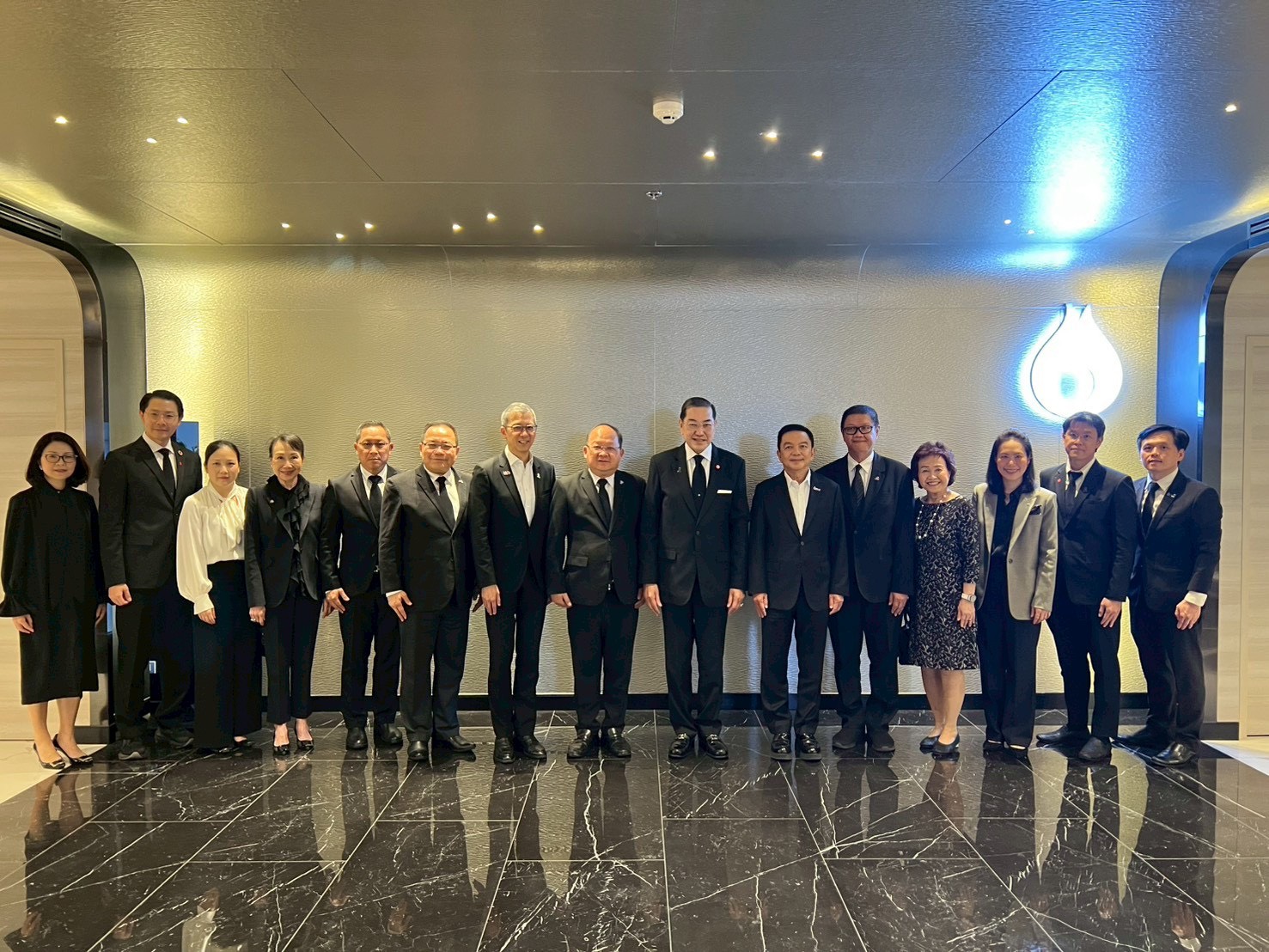 Chairman of the University Council Offers Key Insights on 2026 Global & Thai Economy at FTI Outlook Seminar 