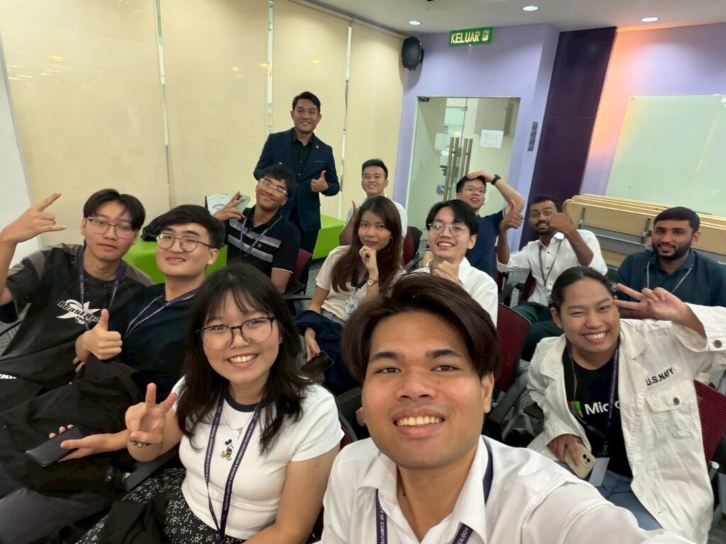 Exploring the Future of Healthcare through AI: Chula Students Joined a Program in Malaysia 