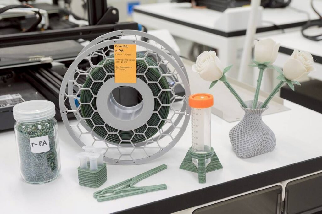 ฟิลาเมนต์จากอวนรีไซเคิล